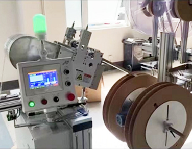 汽車連接器雙料帶沖壓生產線